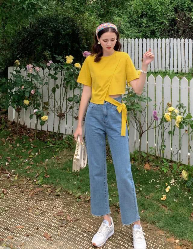 夏天穿这些简约舒适的休闲套装，让你时尚还清凉