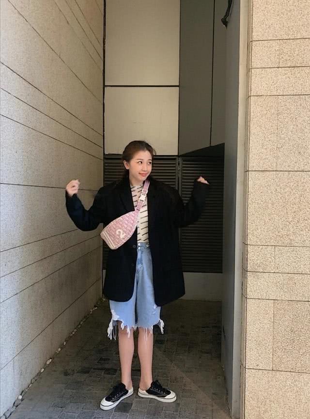 夏天穿什么好?学“小作精”虞书欣穿搭技巧,让你秒变时髦精