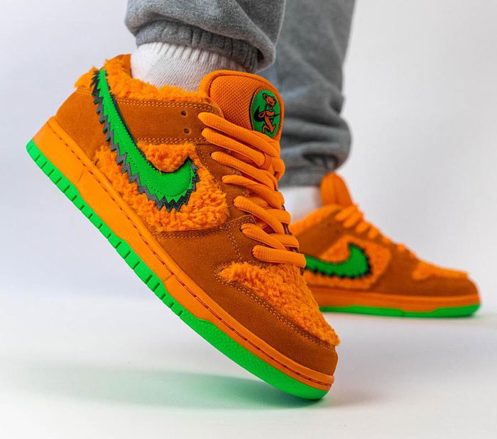 2020年耐克新鞋Grateful Dead和Nike SB Dunk Low联名橘色绿钩鞋款图赏 Grateful Dead和Nike SB Dunk Low联名橘色绿钩鞋款图赏