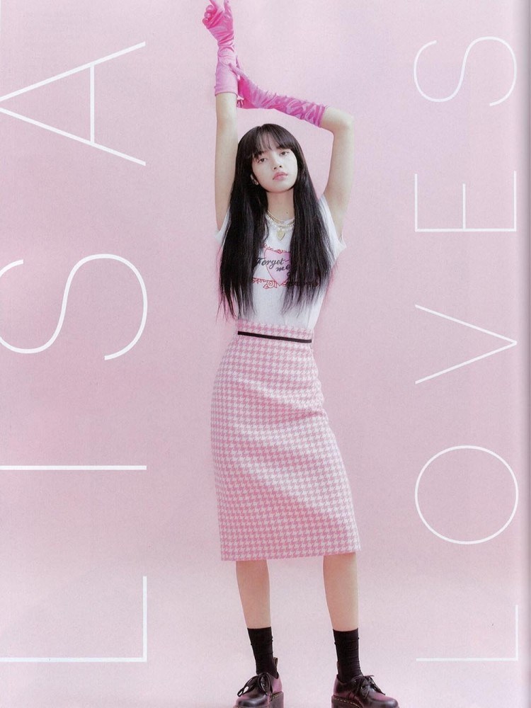 LISA风格前一秒还是小仙女，转身就走性感风