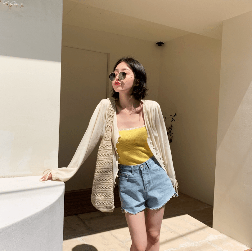 “空气衫”在2020年太火了!又仙又撩,搭小裙子显瘦显高还清凉!