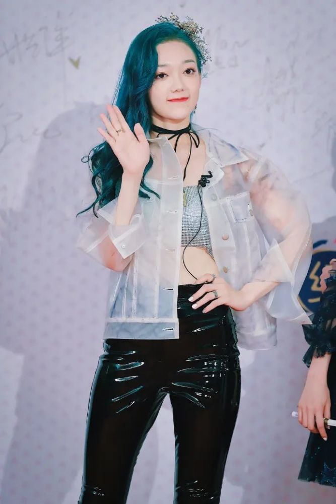 这3款“漫画发色”今年太火了！尤其第一款，黄黑皮换上都超显白