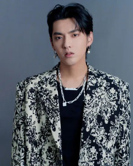 你和明星的差距,少了一个它!