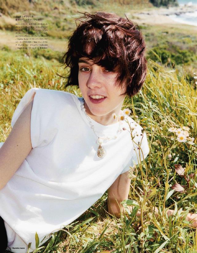 法式复古少女风除了选碎花,法式搭配也可以很好看