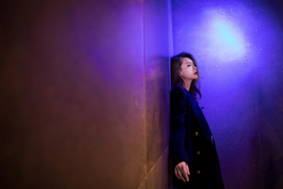 成熟女人三套必备穿搭!学戚薇就对了,直角肩搭配尽显气场