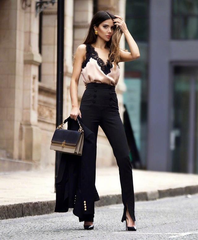 欧美街拍:浪漫丽人工作穿搭怎样好看?潮流就是要来点不一样