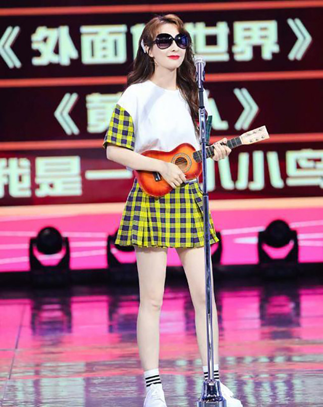 女人不显老穿衣搭配技巧,这4套搭配就是50岁也能穿出少女感