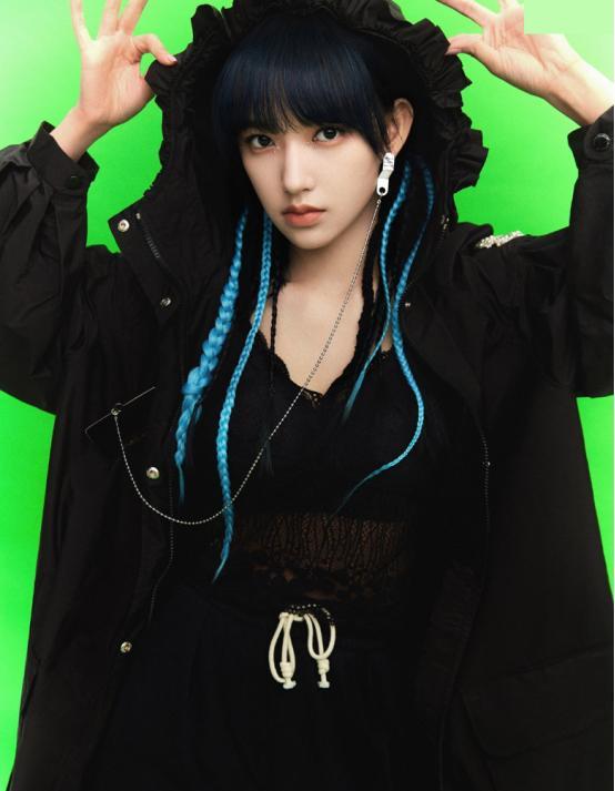 长了一张娃娃脸,穿衣风格却很御姐,你喜欢这样的程潇吗?