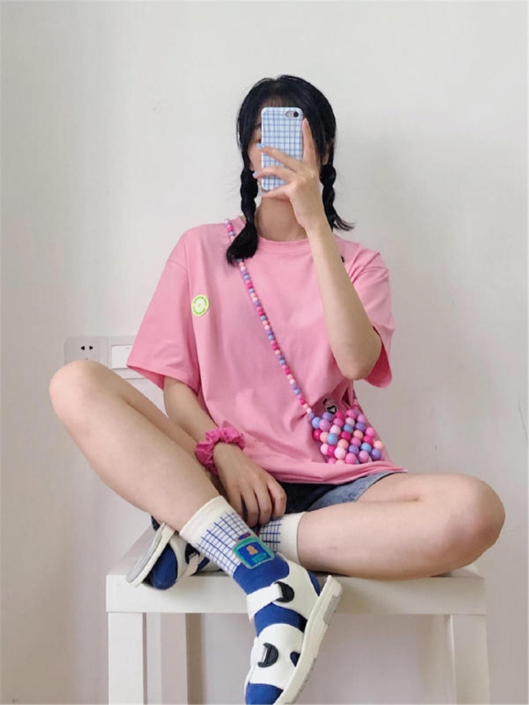 “粉色”到底有多大吸引力？看看时髦精你就知道了，清纯甜美又吸睛