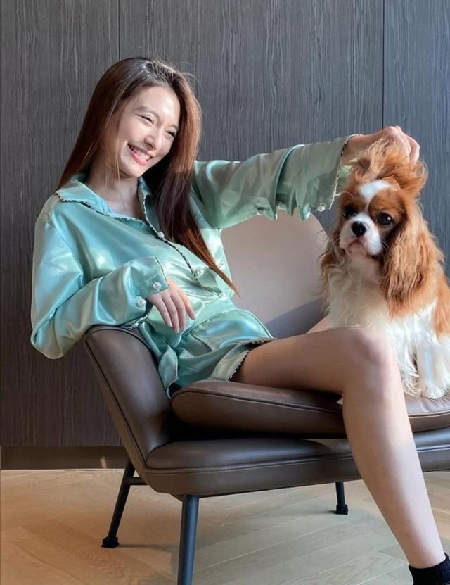 泰国名媛日常穿搭太摩登，精致优雅成人间富贵花