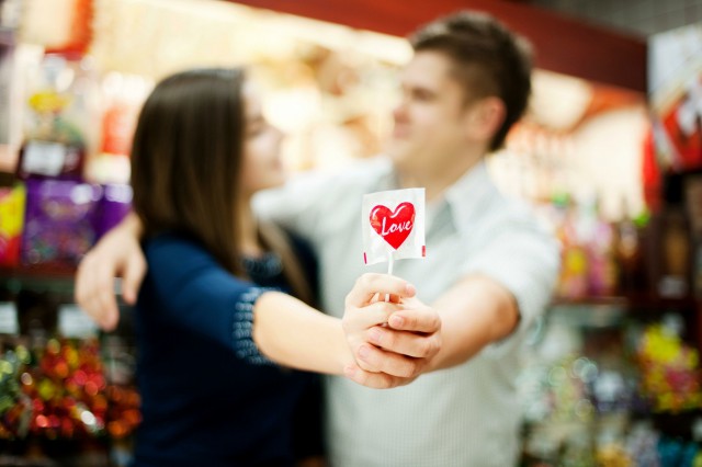 一个男人是否爱你 这些细节足以说明
