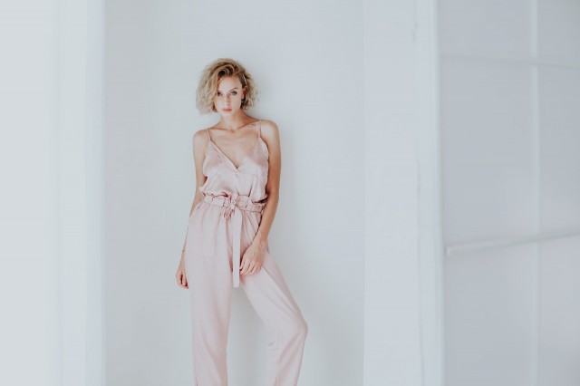 长时间缺爱的女人 往往有这几个表现