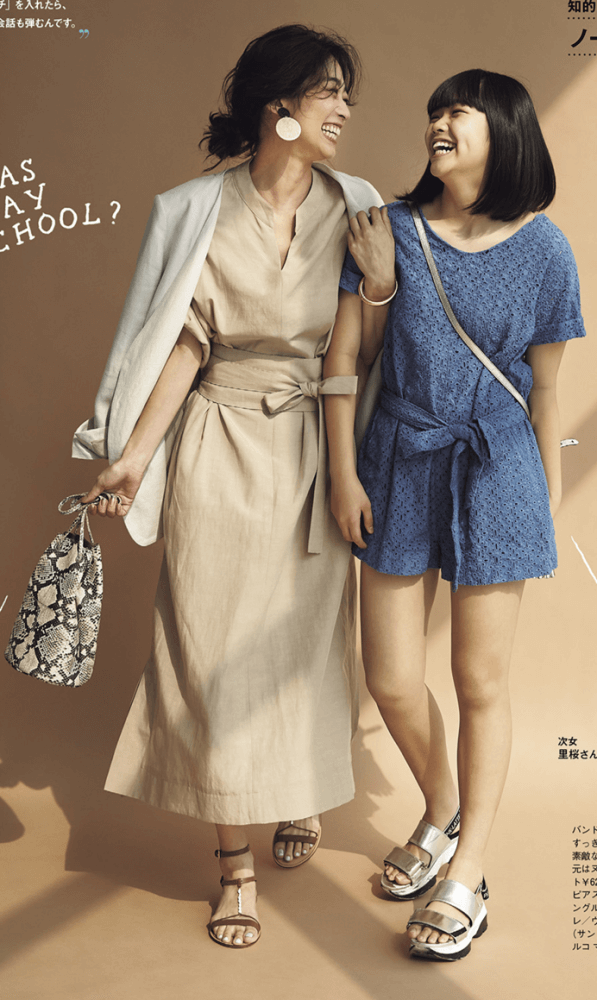 初秋别着急买衣服，日系熟女都在穿“裙子＋外套”，把优雅延续