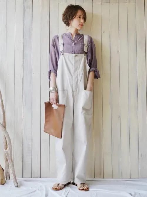 43岁日本小姐姐初秋气质穿搭，普通衣服搭出了优雅气质