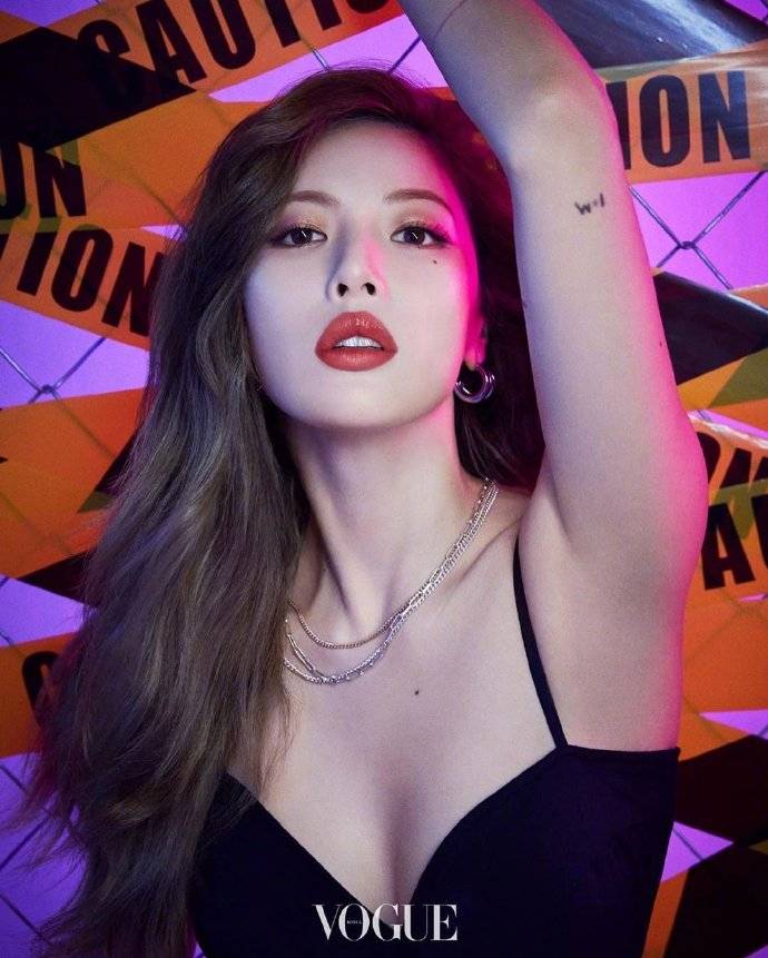 性感美艳的“小野马”泫雅来了！让女生们都羡慕的御姐谁不爱！