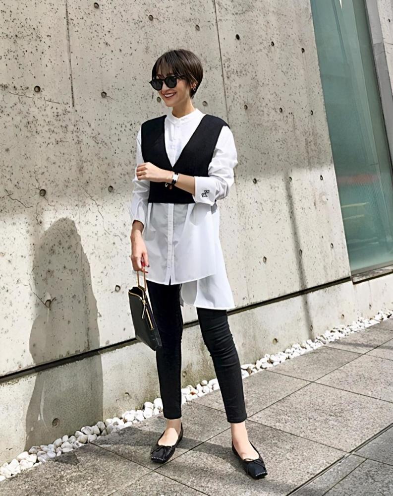 如何将普通衬衫穿出高级感？教你4种“叠穿”方法好看还时髦