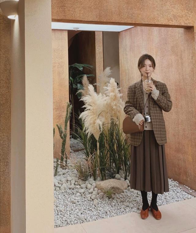超好看的韩式穿搭，学会这几个简单技巧让你轻松提升气质