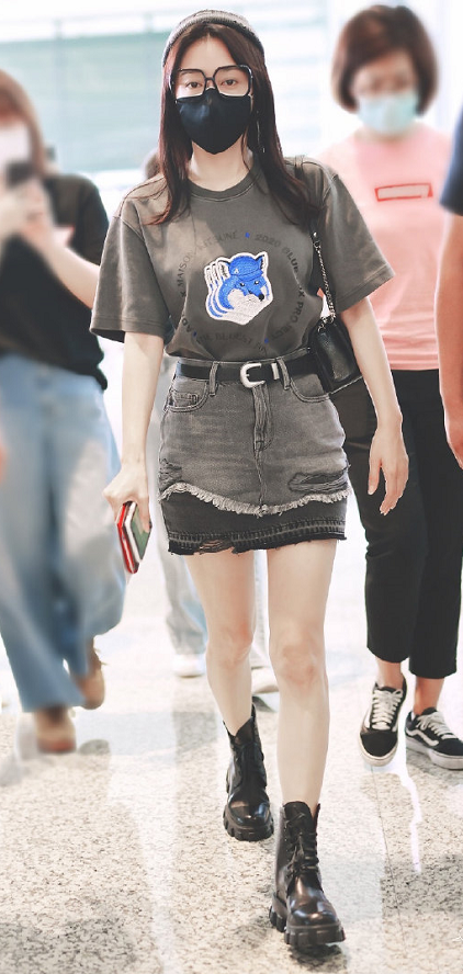 牛仔怎么穿好看？搭配看这几个单品让你秒变气质GIRL！