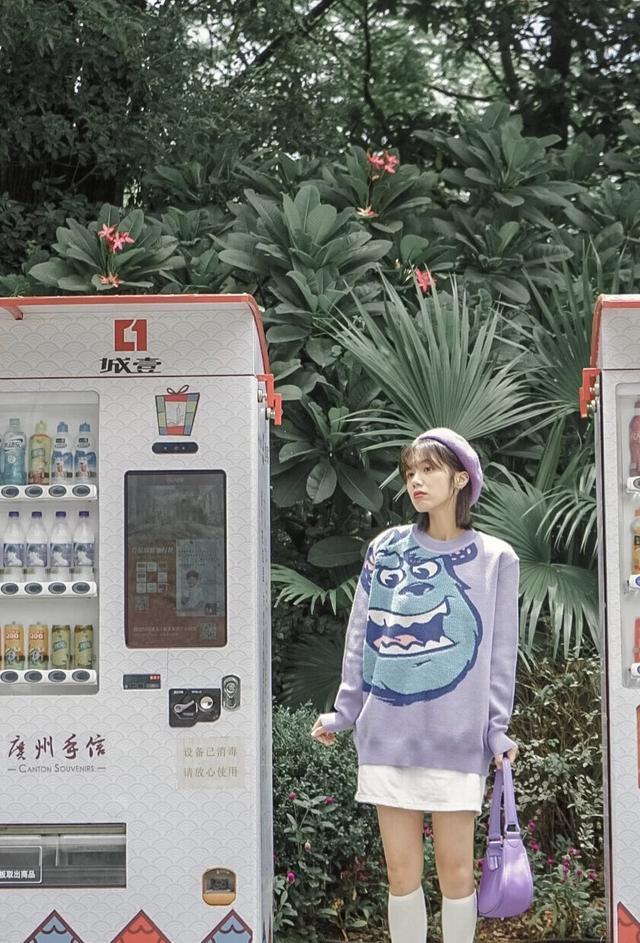 卫衣魔力太强大,怎么穿都不会错,百搭造型就靠它了