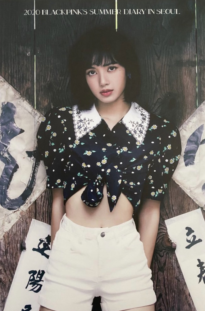 LISA把“奶奶衫”改成了短装,穿出的效果也简单太美了吧