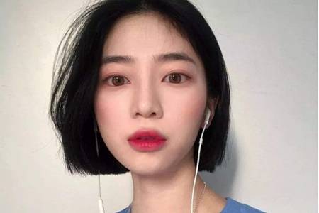 短发图片女2020最新款，适合大脸的短发造型大全