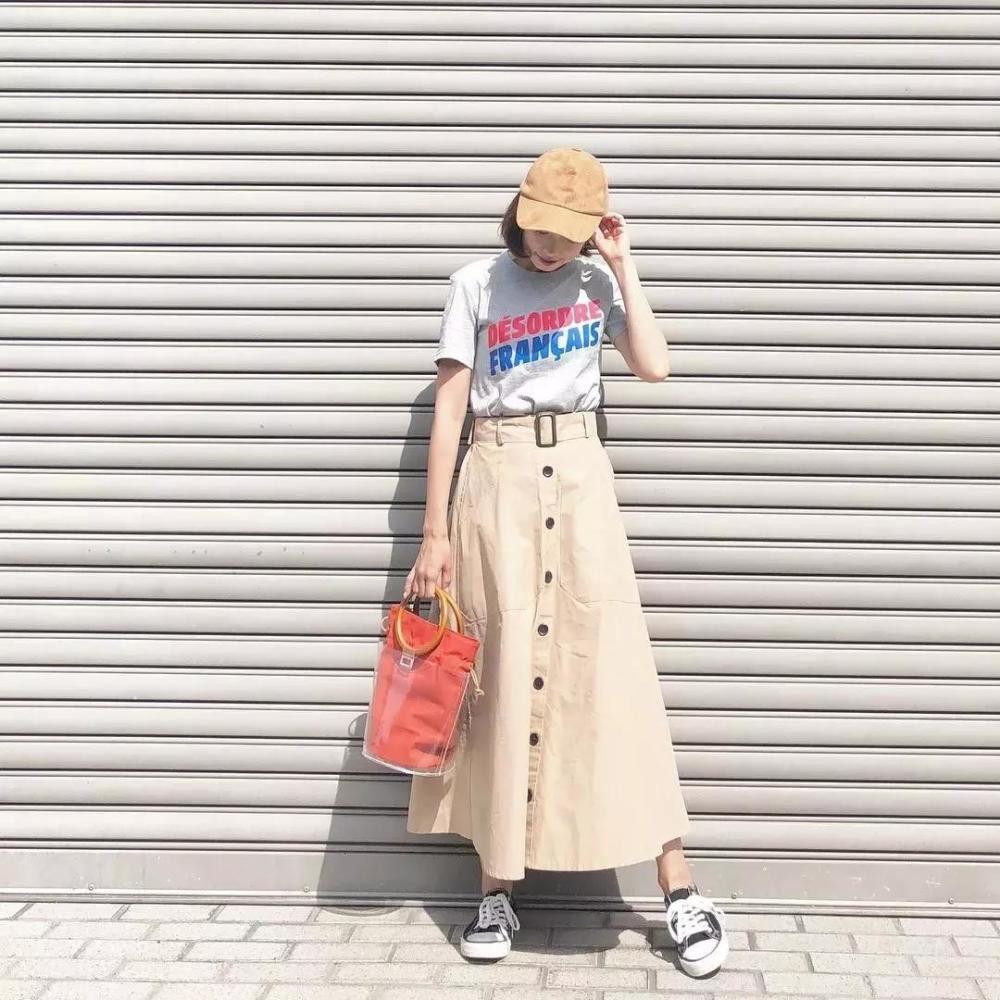 衣服再漂亮也要会穿搭，不懂这些穿衣小技巧，你只会“土”的可爱