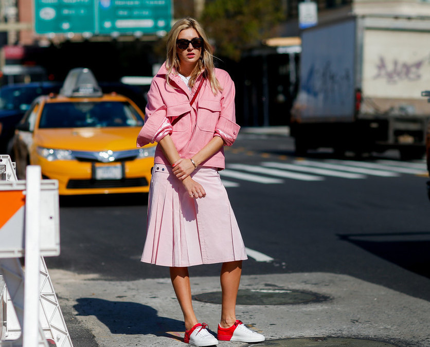 A字裙怎么穿显瘦?款型要对搭配要美,这份“搭配灵感”你值得拥有