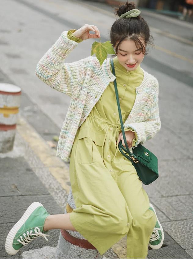 早秋试试下面这几种穿法让你变时髦,保暖又好看!