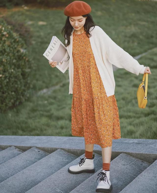 早秋试试下面这几种穿法让你变时髦,保暖又好看!