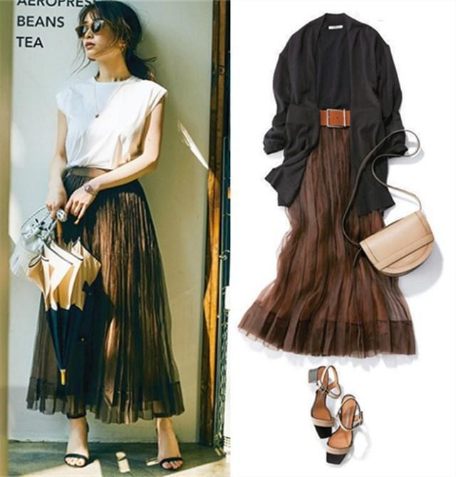 早秋学日本女人穿透明褶皱裙，气质优雅出众太好看