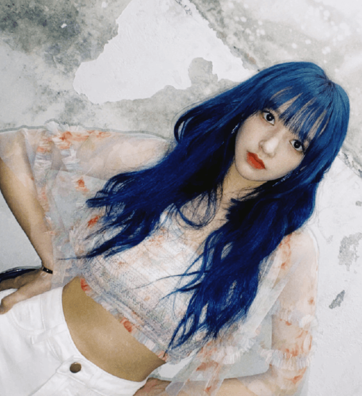 程潇新风格诠释暗黑古典美,这长相也太可爱了吧