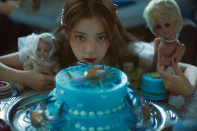 欧阳娜娜变身童话公主,一袭网纱白裙甜美时尚又吸睛