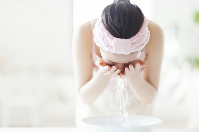 脸颊毛孔粗大如何改善 解决毛孔粗大的小妙招