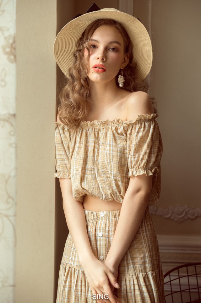 穿裙子搭配什么鞋子 穿着裙子出门要搭配一双什么鞋子才好看