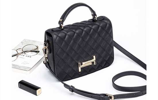 朱尔女包属于什么档次 皮包包应该怎么保养呢