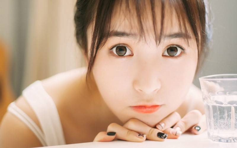 家里就妈妈跟我可以吗 爸爸抛弃了我们母女俩