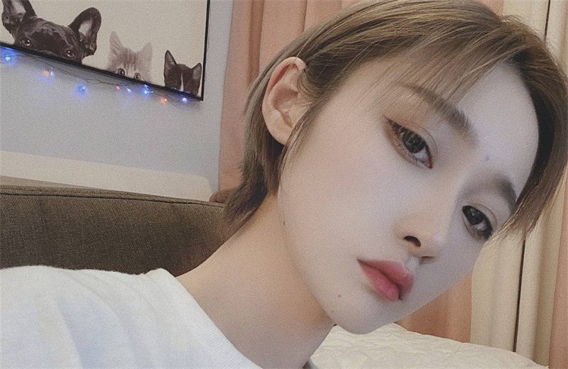 胡66的男朋友年龄资料 网红感情遭起底