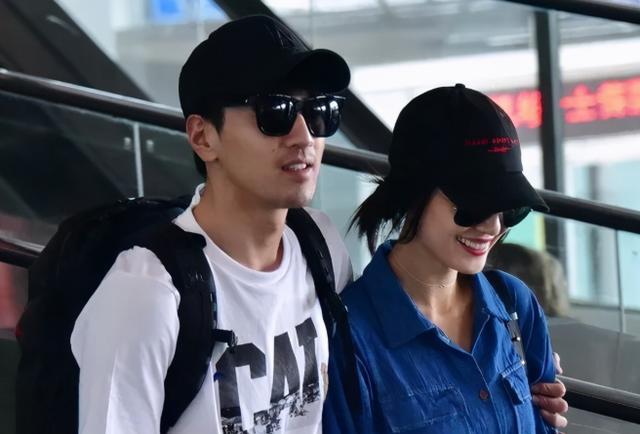 女星旧照曝光，章子怡清纯，周迅有灵气，网友：她是真的美