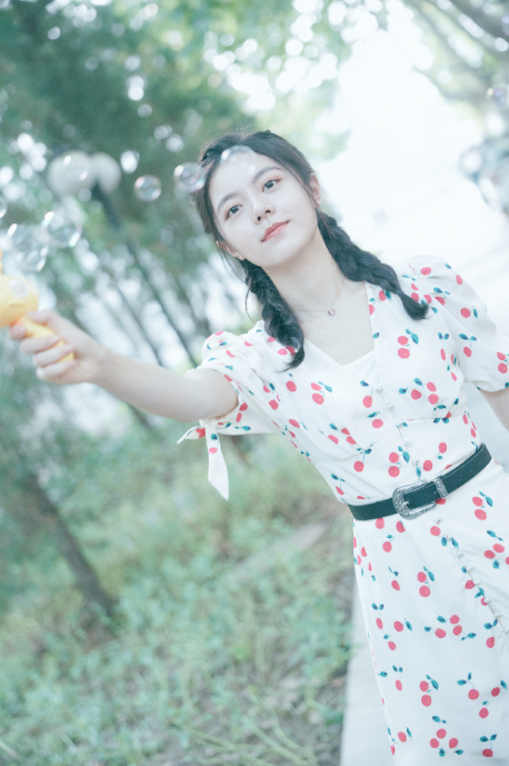 新晋小花赵今麦是误入人间的“小精灵”?怪不得中戏第一是她