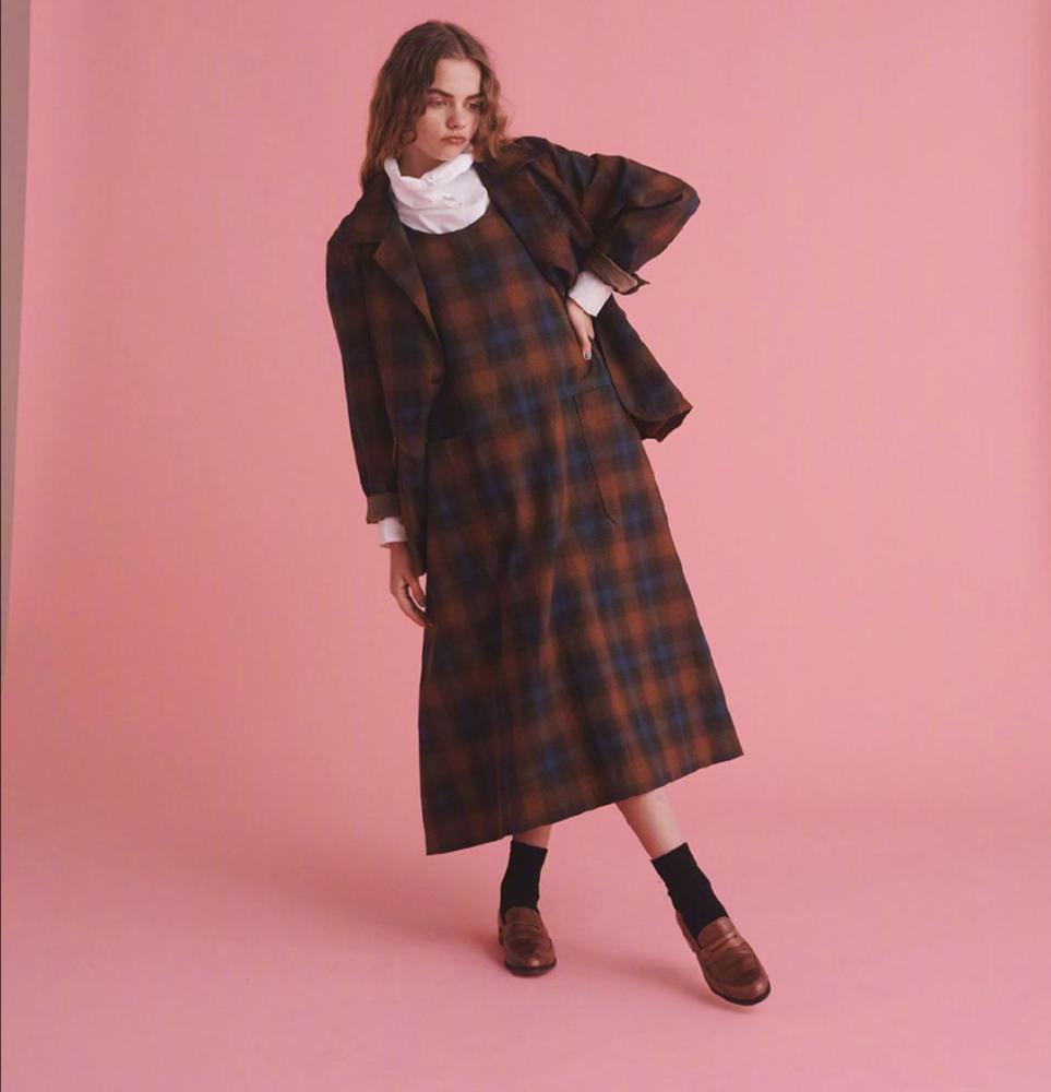 超火的格纹单品服饰,三种秋装搭配空了,复古优雅还年轻