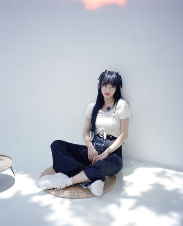 还揪着程潇粗腿不放？当她穿上“阴影裤”之后：腿型成直男最爱