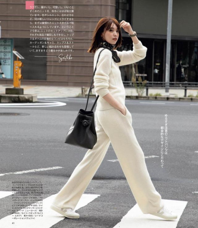 秋天只有3条裤子和裙子，搭遍秋日时髦，看日杂是怎样做到的？