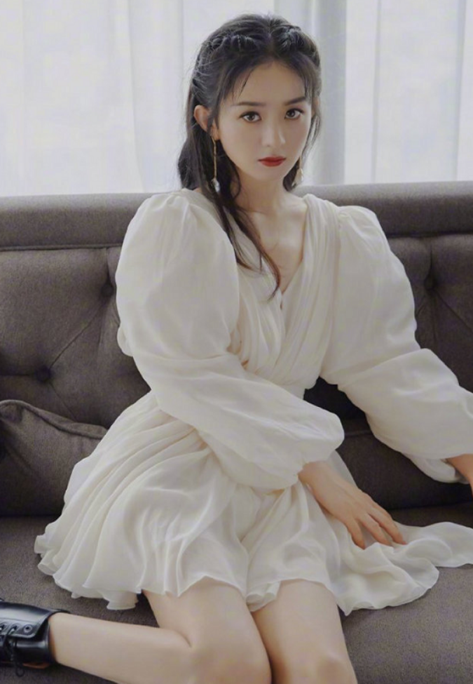 真正的名媛都很低调!女孩子莫做太多公主梦,名媛风穿搭倒可以学