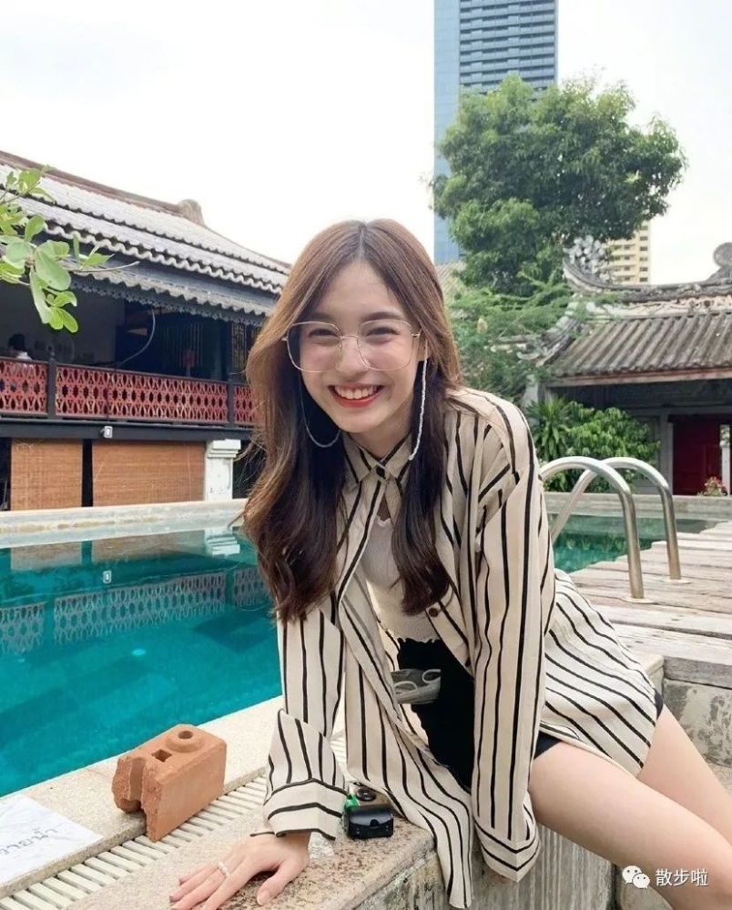 韩系文艺范儿穿搭分享，这个秋天请清新一点，心情都能变好不少