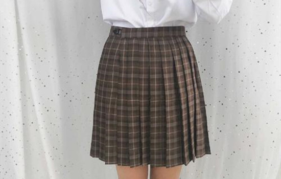 JK裙翘边了怎么办 JK裙对人体有害吗