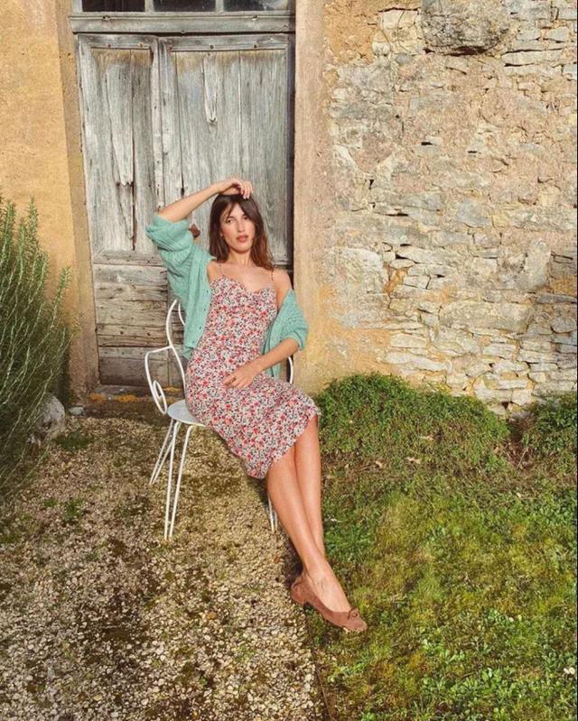 秋天出门怎么穿？慵懒随性的穿搭每套都想照搬