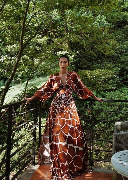 台湾第一网红走红时尚圈,屡获奢侈大牌青睐,拍广告都像杂志大片