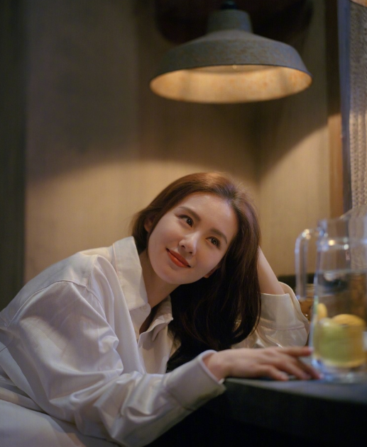 知性美人刘诗诗现为人母仍元气满满，吴奇隆眼光真好