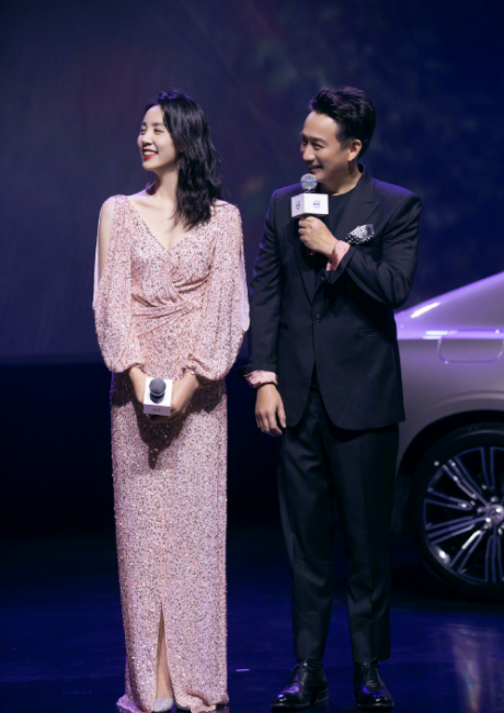 黄多多逆袭式长大,14岁还原孙莉黄磊年轻高颜值,老妈没白退圈