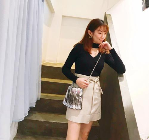 稍微讲究的中年女人选包包时昼避开这3个误区，不然容易掉价